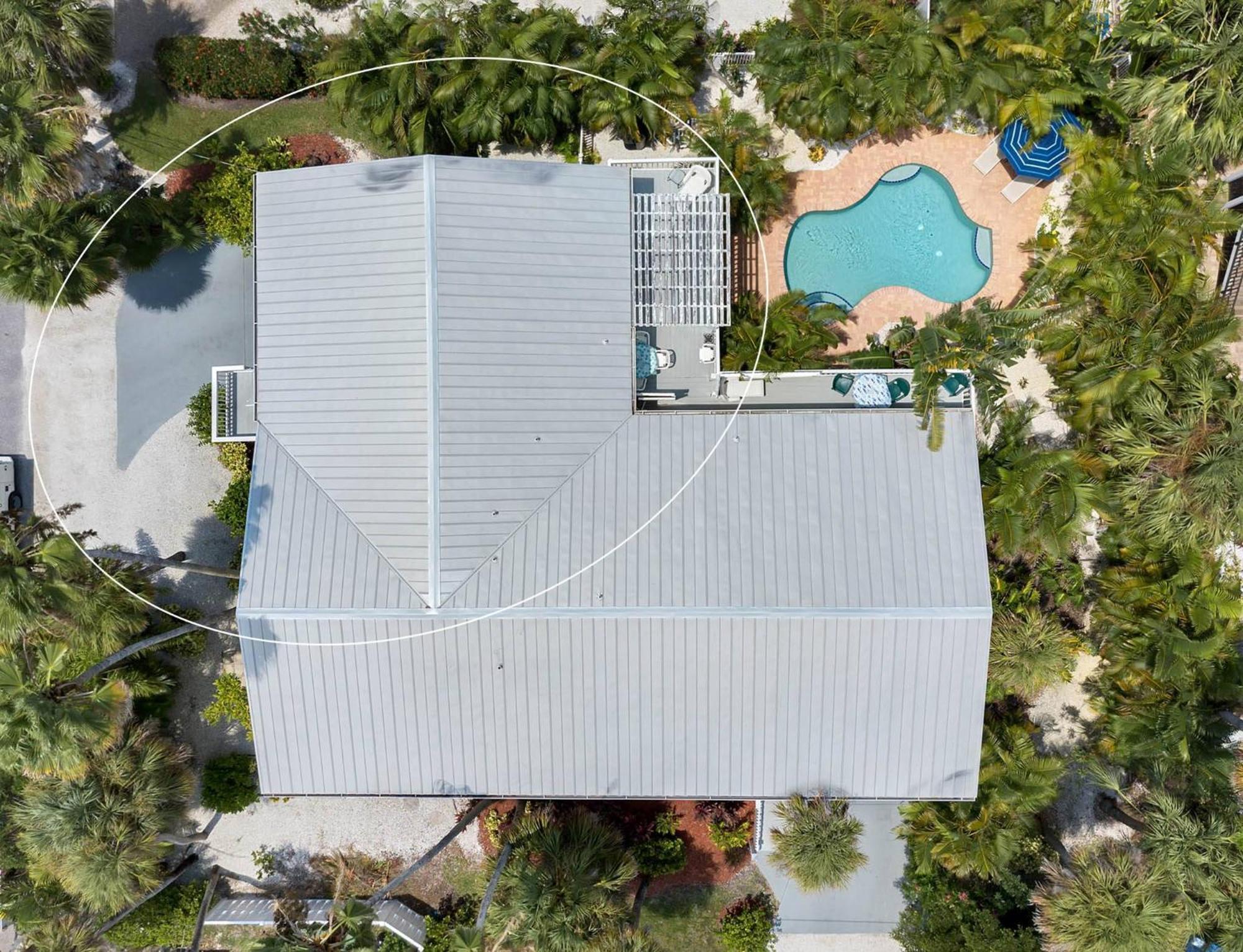 Island Girl West - Heated Pool Porches Beach Gear Walk To Beach Holmes Beach Exterior photo